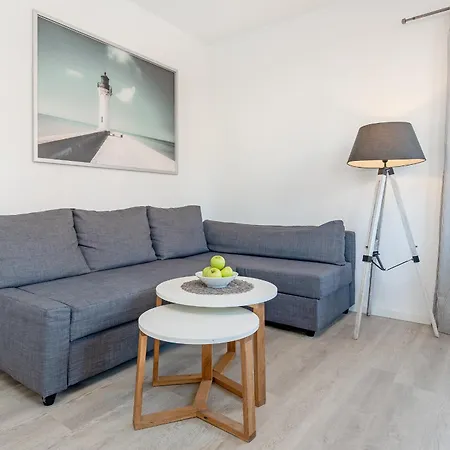 Apartment Haus Strandgeflüster Leuchtturm Grömitz