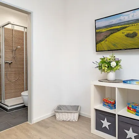 Haus Strandgefluester Leuchtturm アパート *