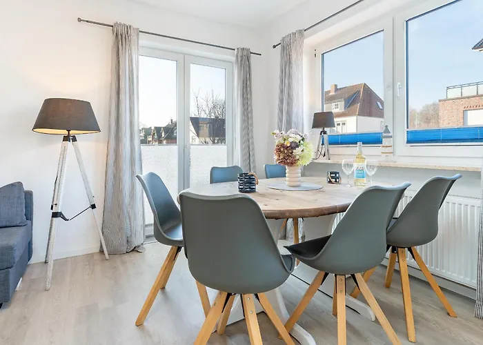 Haus Strandgefluester Leuchtturm Apartamento Grömitz
